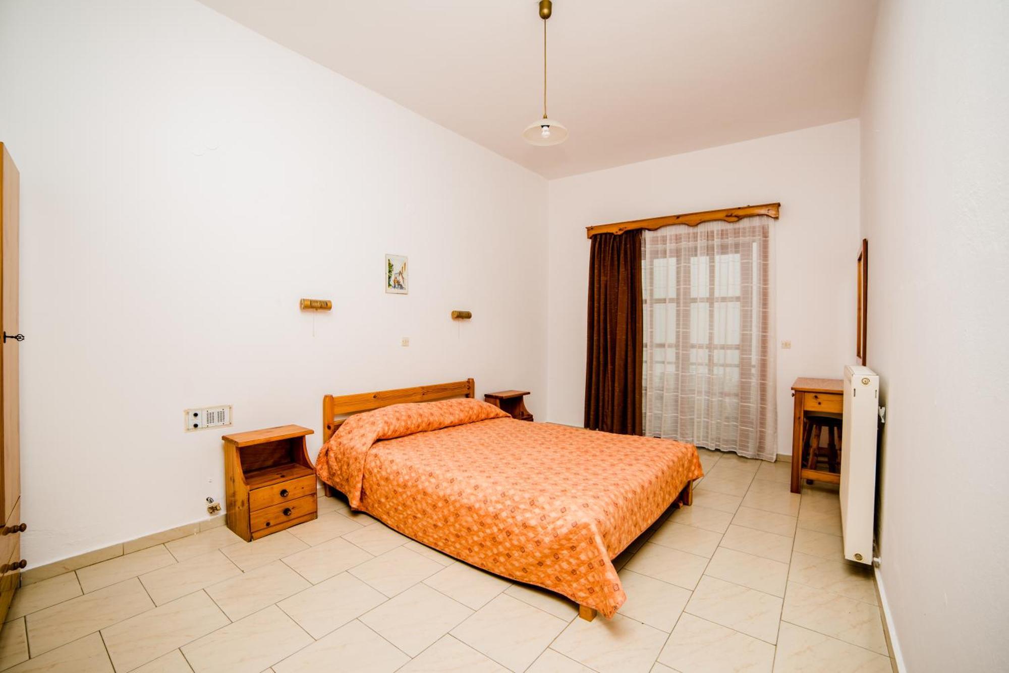 Erato Hotel Apartments Rethymno  Ngoại thất bức ảnh