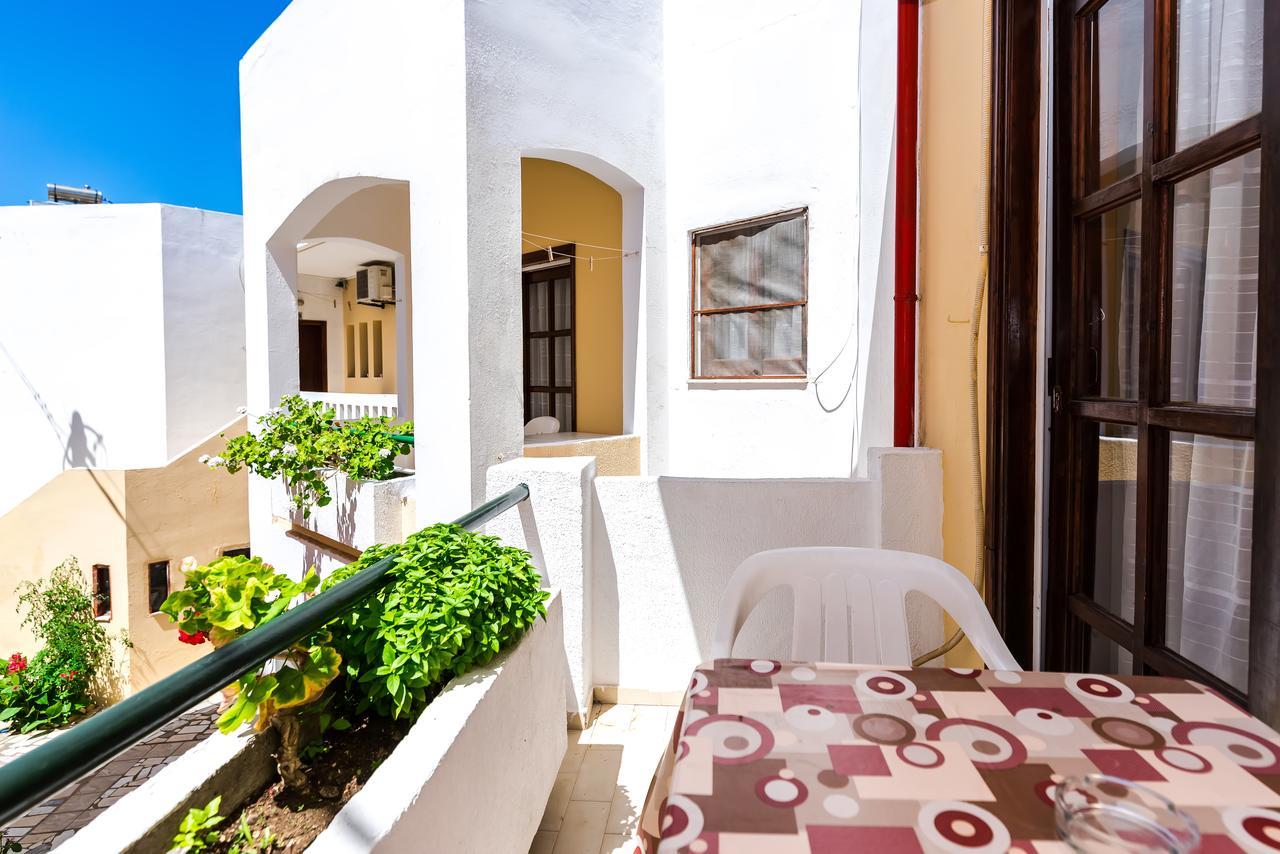 Erato Hotel Apartments Rethymno  Ngoại thất bức ảnh